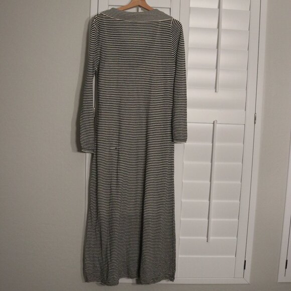 A New Day NWT Black and White Striped Lined XL Collared Sweater Dress - Picture 2 of 11